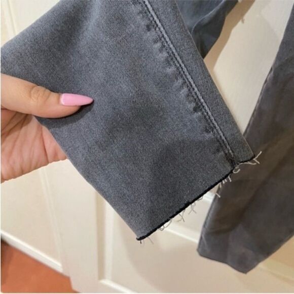 NWT SPANX Jean-Ish Distressed Raw Released Hem Skinny Legging Jeans - Picture 6 of 8